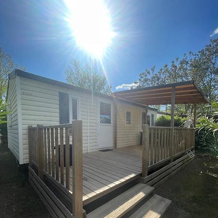 Mobil-Home Au Pied Du Luberon La Roque-d'Antheron Ngoại thất bức ảnh