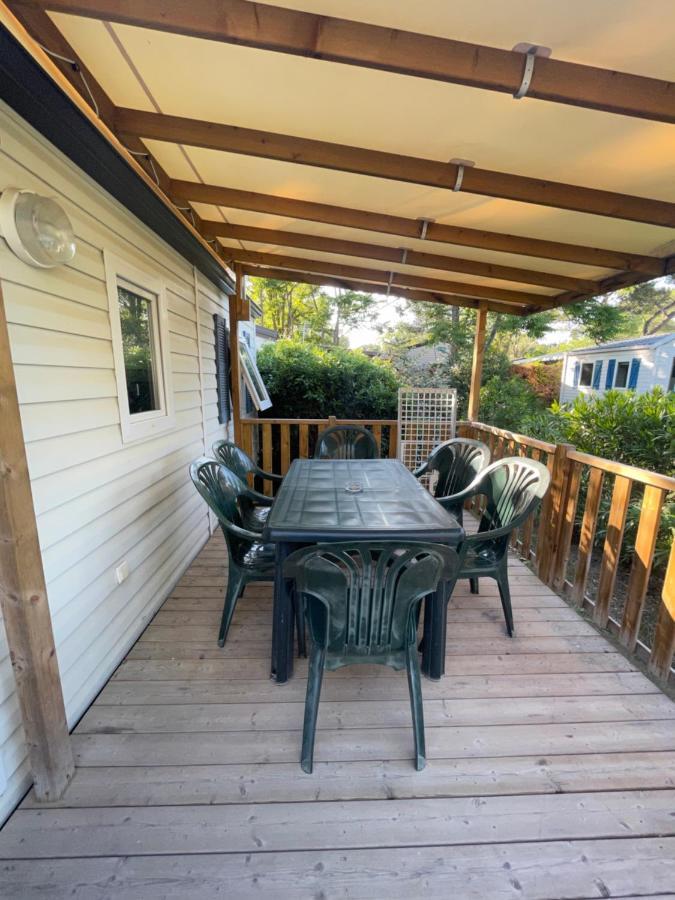 Mobil-Home Au Pied Du Luberon La Roque-d'Antheron Ngoại thất bức ảnh